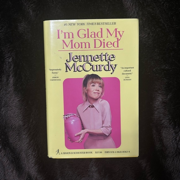 the book “im glad my mom died” by Jennette McCurdy - Picture 1 of 2